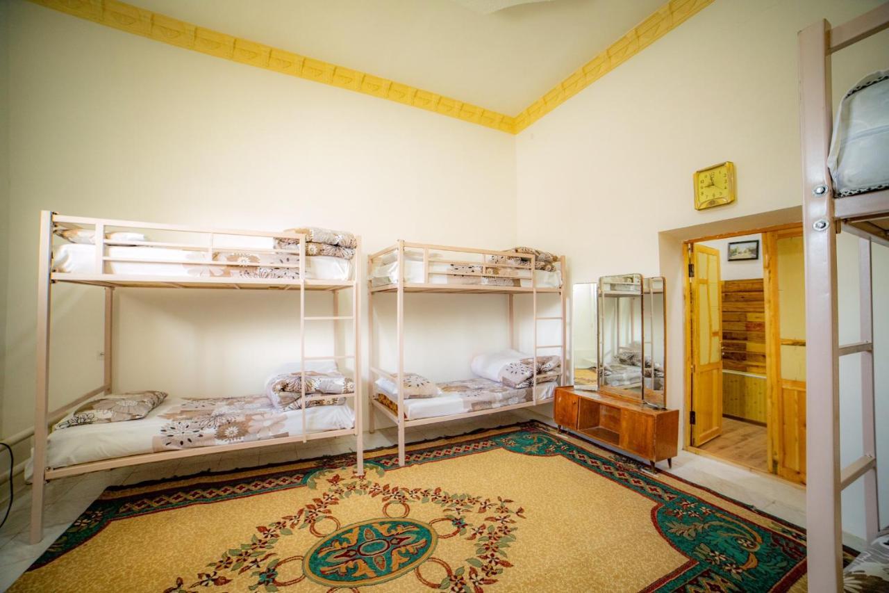 Hostel Nabi Bobo サマルカンド エクステリア 写真