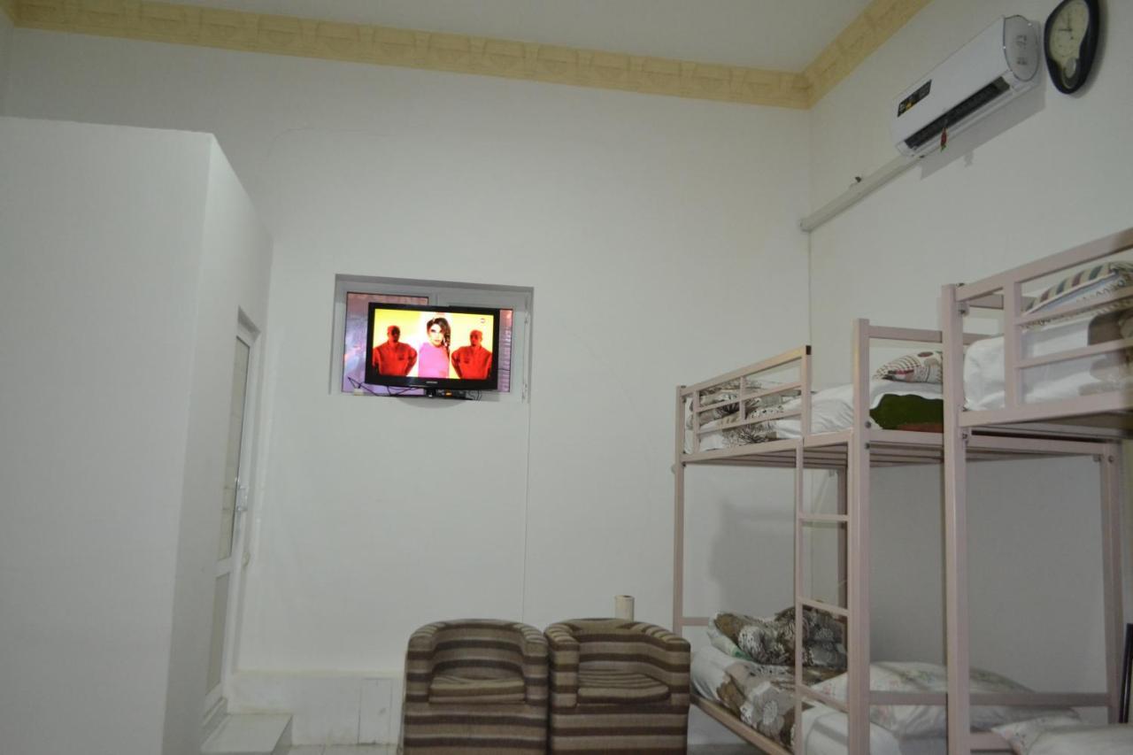 Hostel Nabi Bobo サマルカンド エクステリア 写真